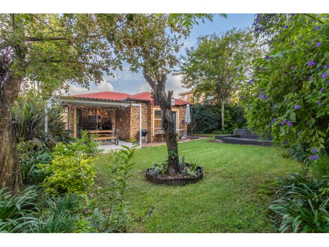  46 The Vineyard Hilary Road, Randpark Ridge,  Randburg 